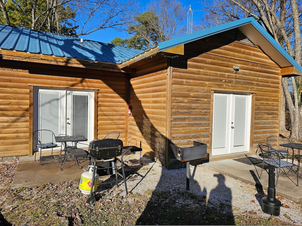 Honey Bear Haven Suite 3