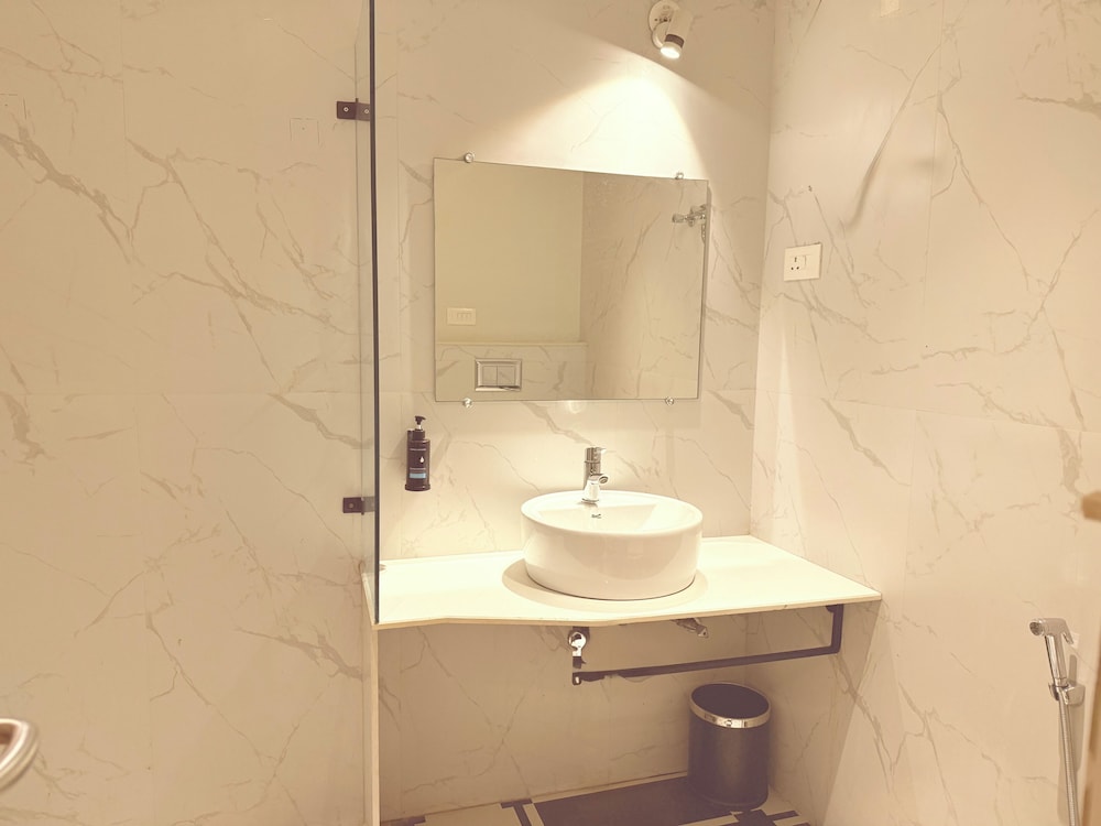 Lush Premier Hotel