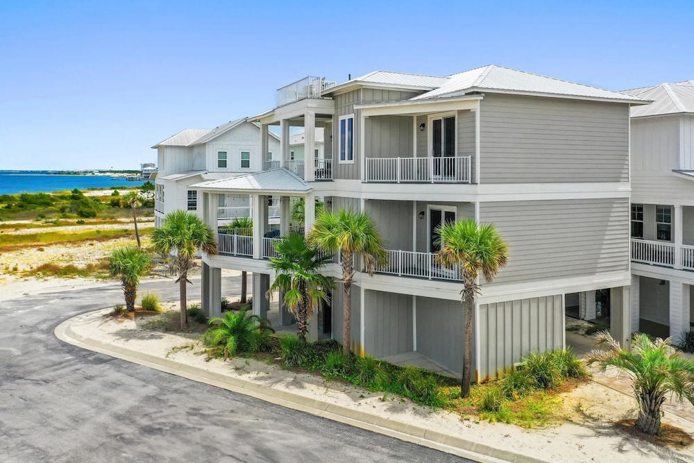 Sunset Serenade 4 Bedroom Home