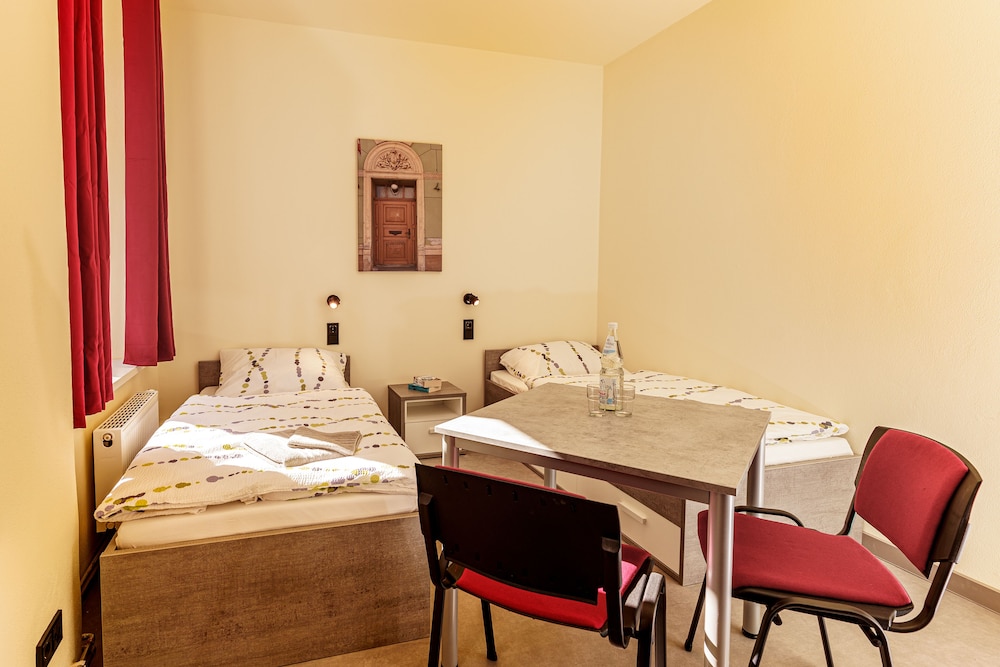 Hostel Gleisbett
