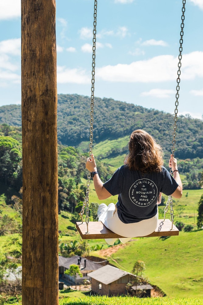 Prana Chalé com Hidromassagem na Serra
