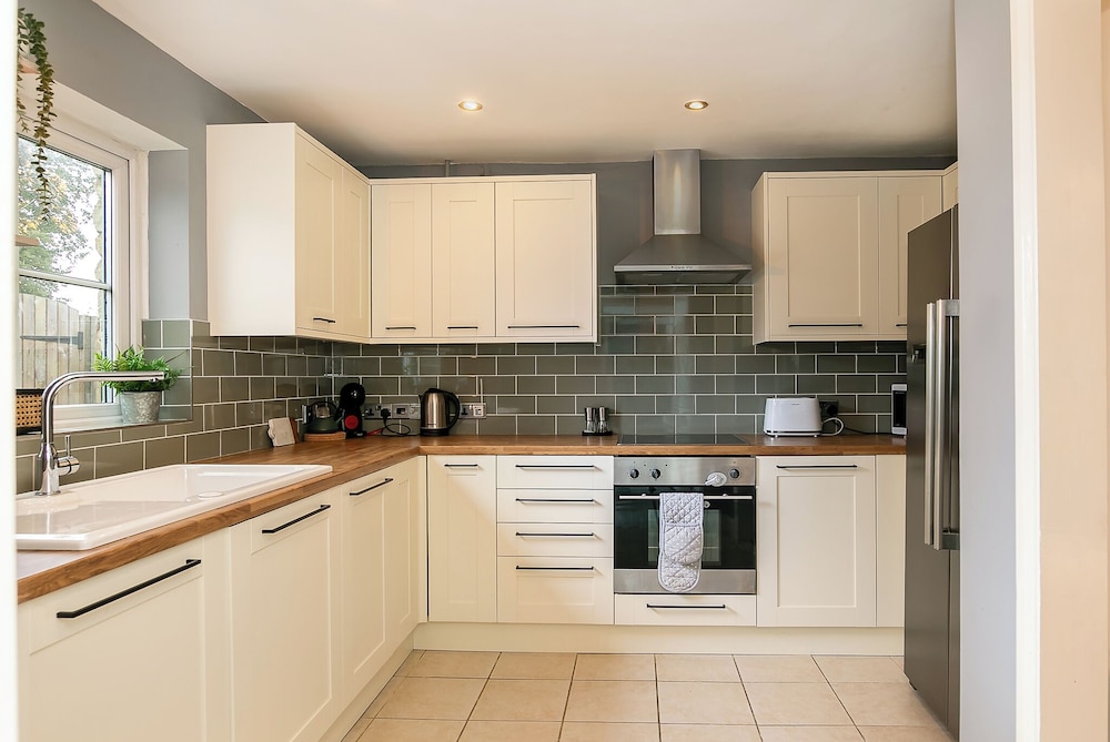 Beautiful 3 Bedroom Cotswold Cottage