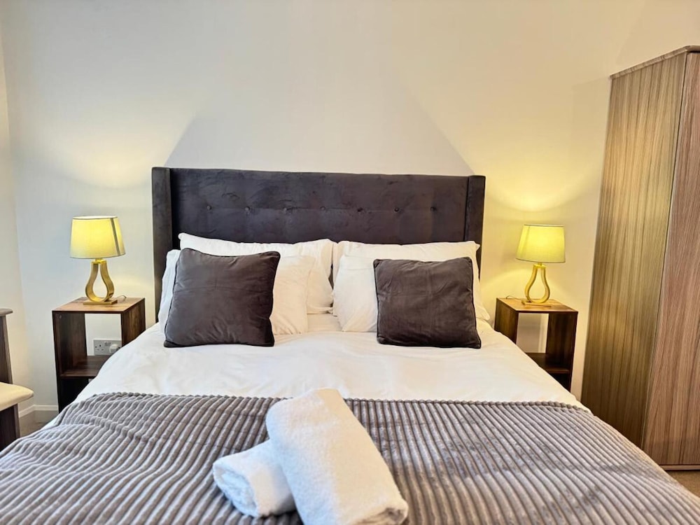 The Heart of Kensington Mews - Private House-Centrally Located-Great Transport