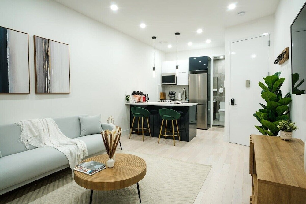 317 UES Apartments