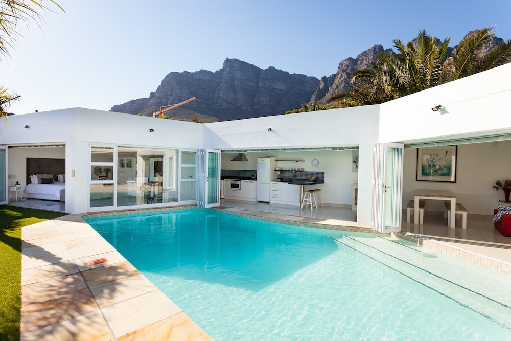 Funkey Villas