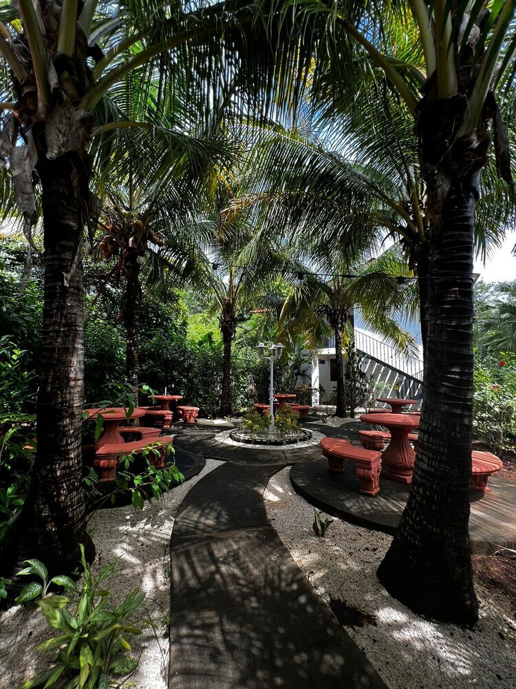 Drift Away Lodge