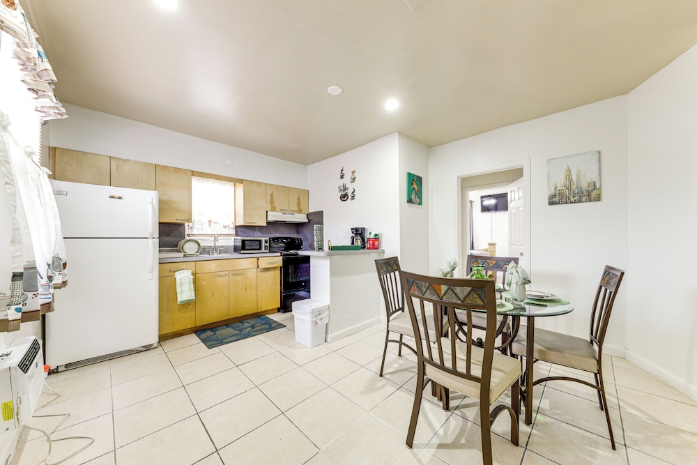 3 Mi to Beach: Pet-friendly Gem in Hollywood