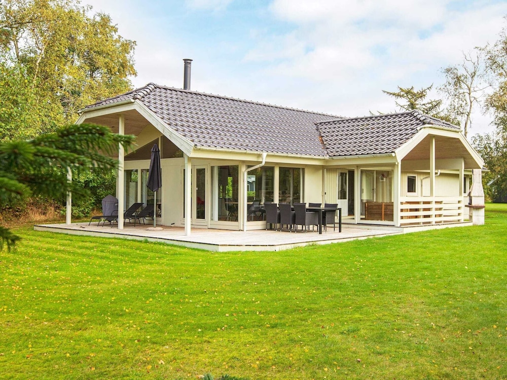 Scenic Holiday Home in Børkop near Sea view 4