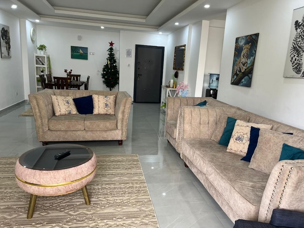 Lux Suites Aqua Gardens Nyali