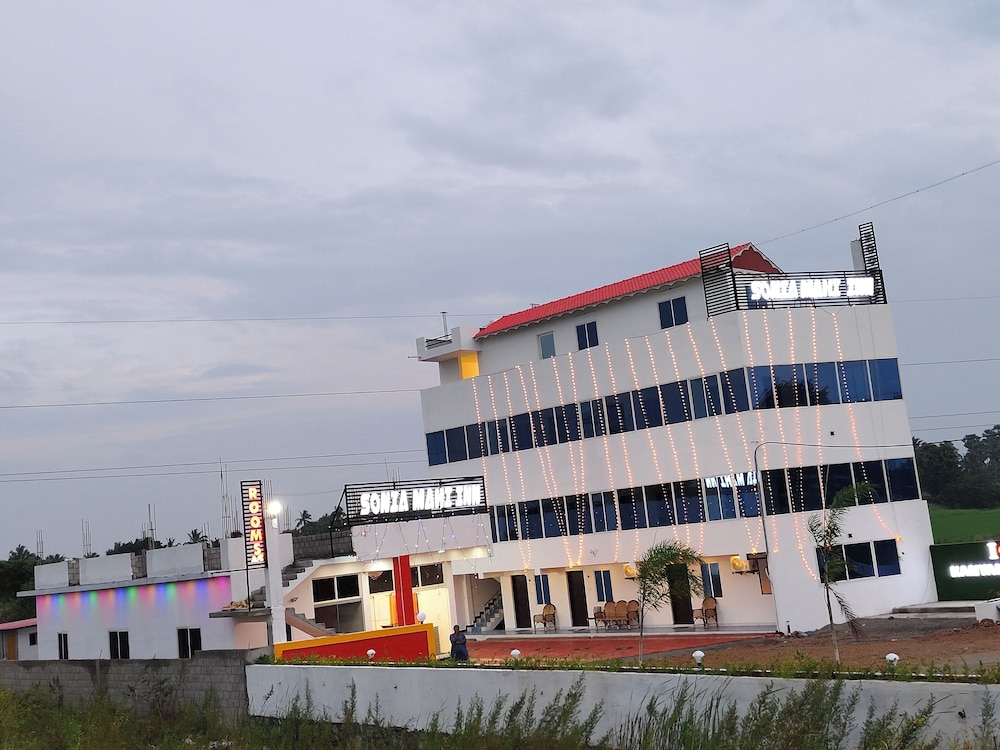 HOTEL SONIA MAHI INN