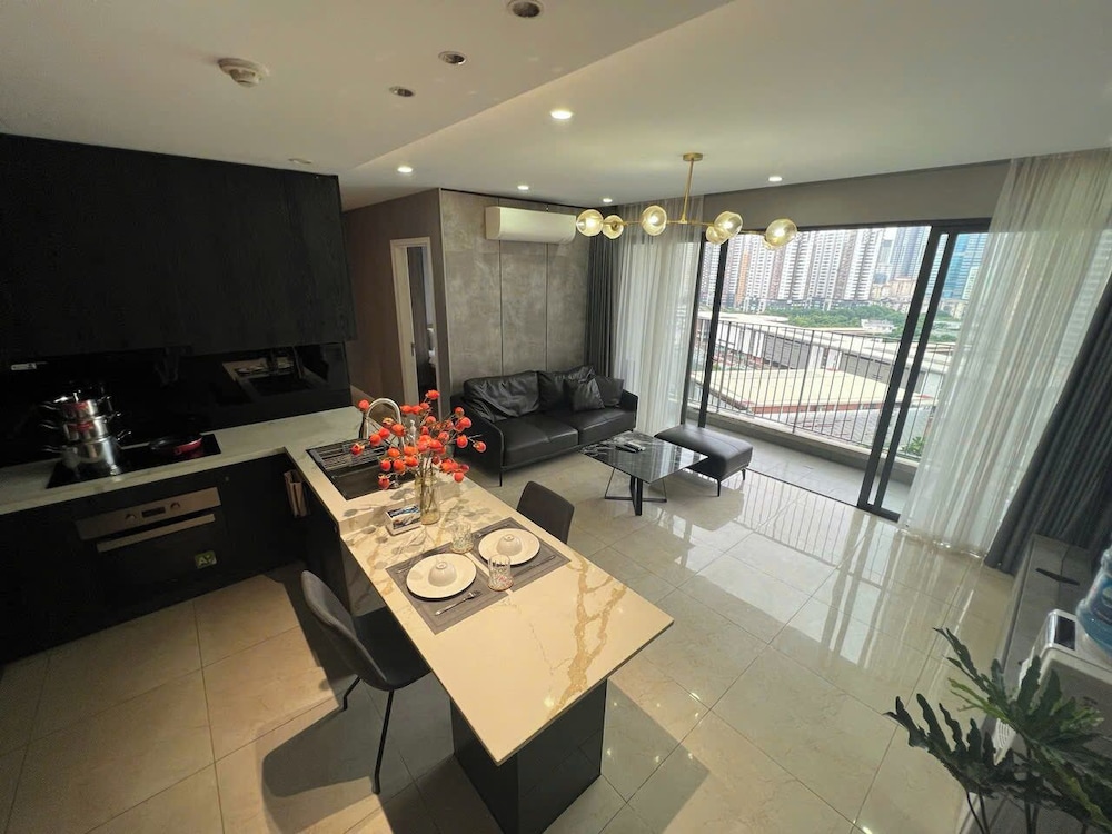 VivaLake Homes - Vinhomes Skylake Pham Hung