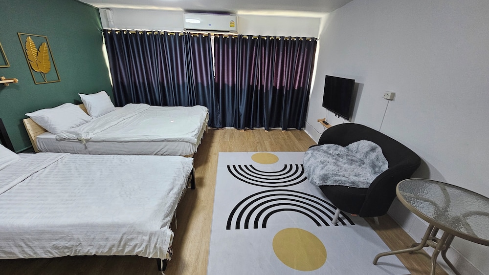 IMPACT Muang Thong Thani,daily rental room, Muang Thong Popular Condo C5