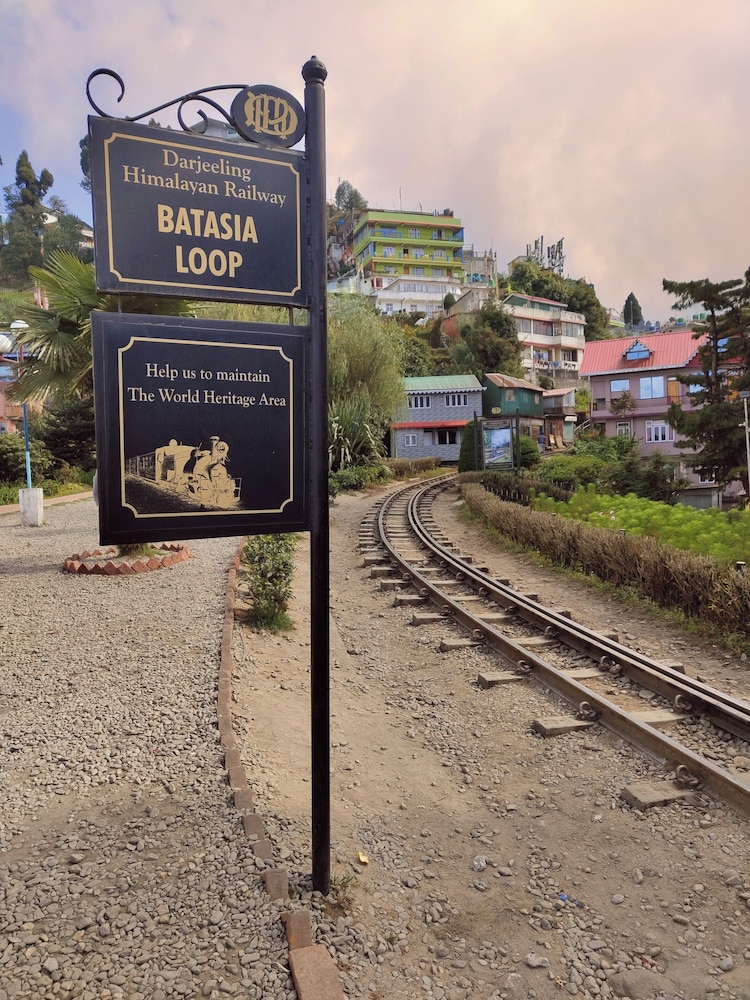 Hidden Monkey Stays Darjeeling, Railway Station