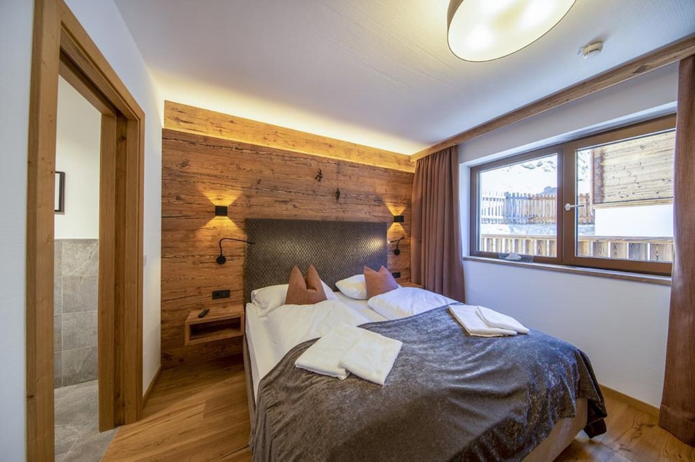 Chalet in Neukirchen Near Ski Lift & Sauna