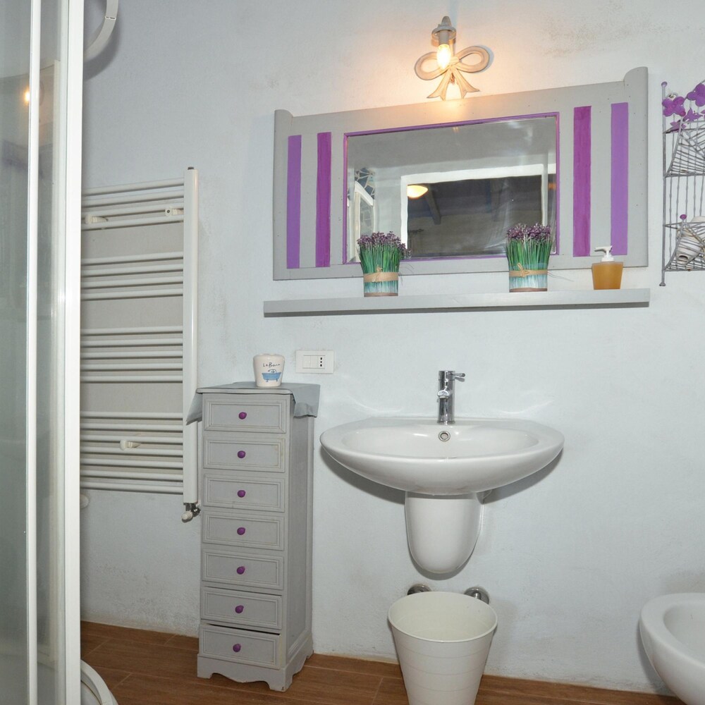 Photo 48