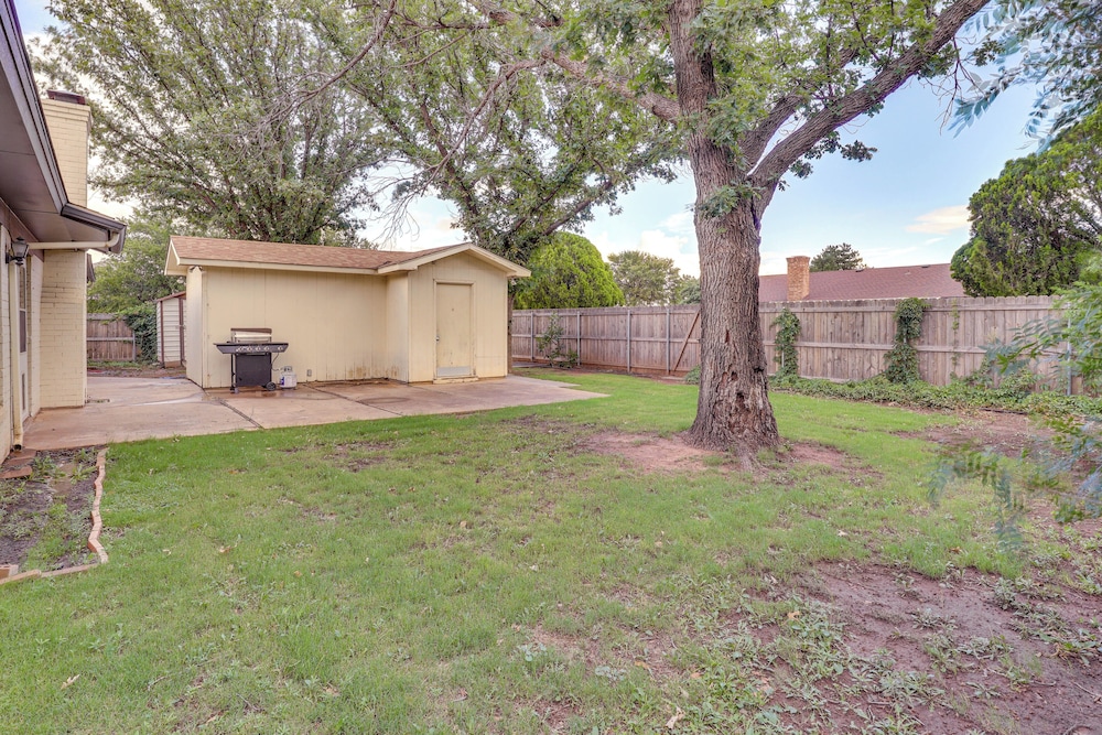 4 Mi to Texas Tech University: Home w/ Patio!