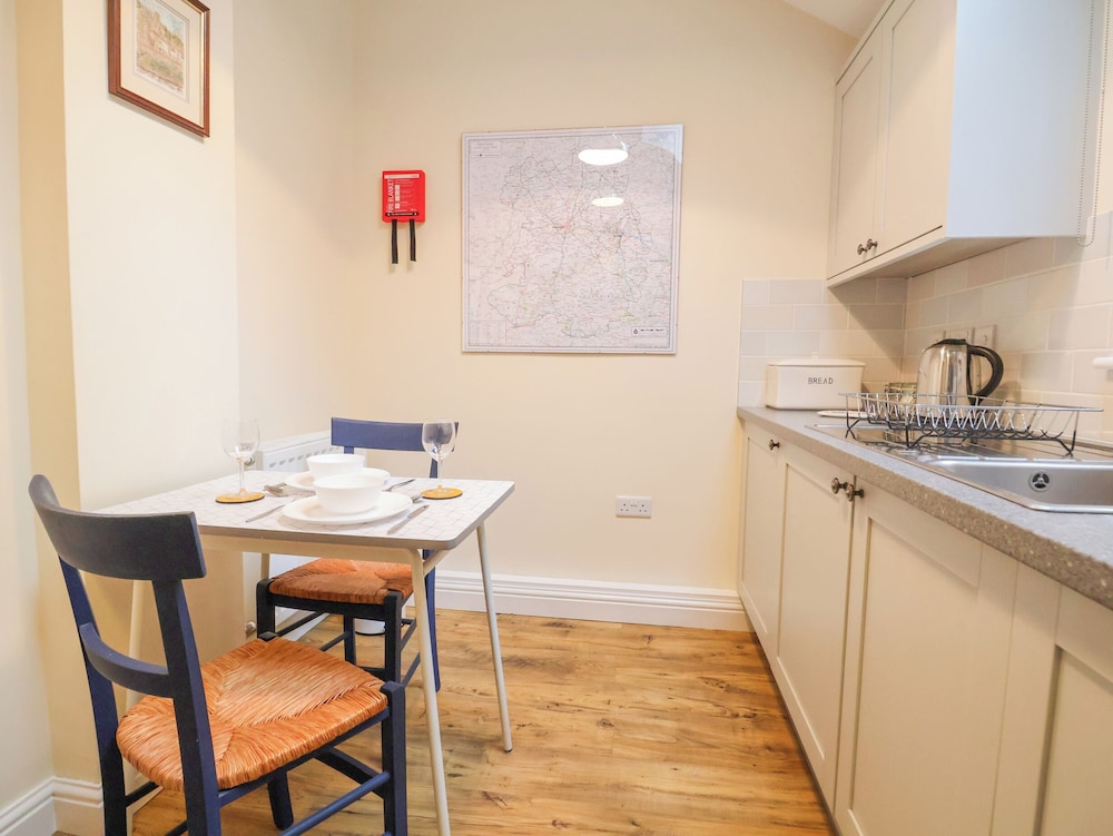 Medlar Cottage