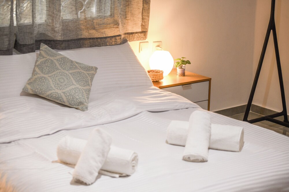 Charming 2BR in Haifa by Sea N' Rent view 2