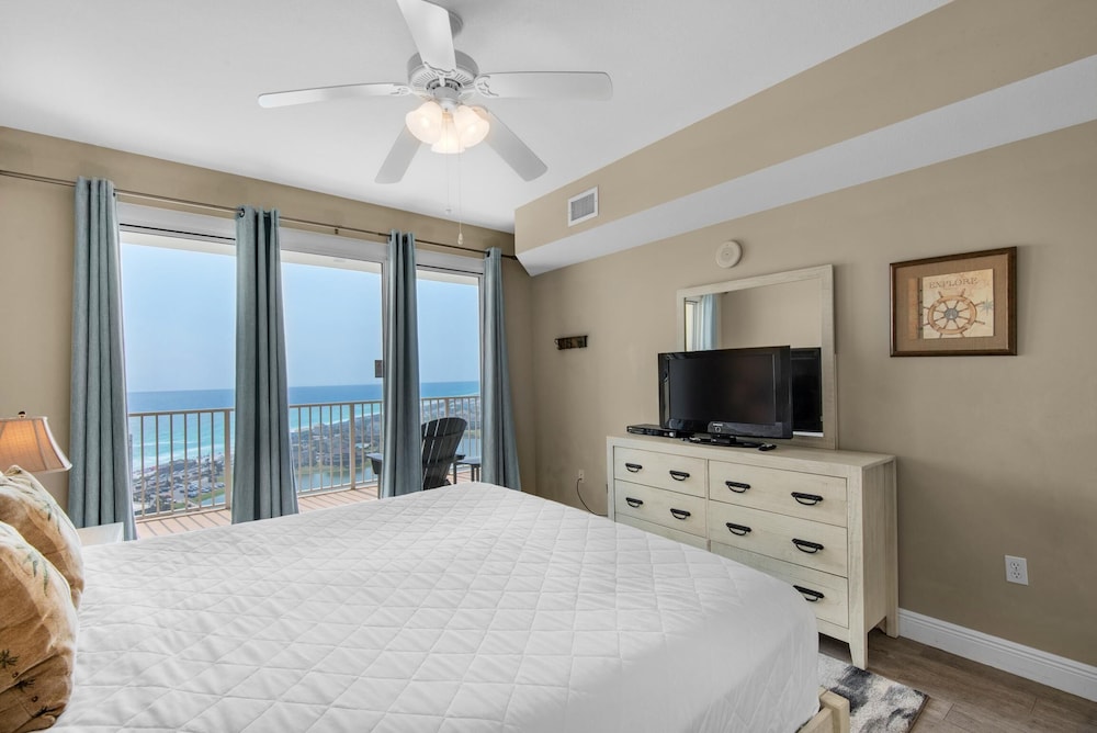 Ariel Dunes II 2203