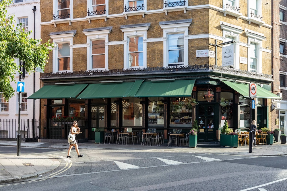 Crawford Street II by Onefinestay