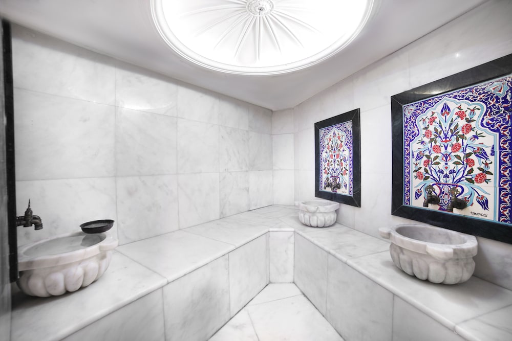 Beyaz Monarch Otel - Image 32