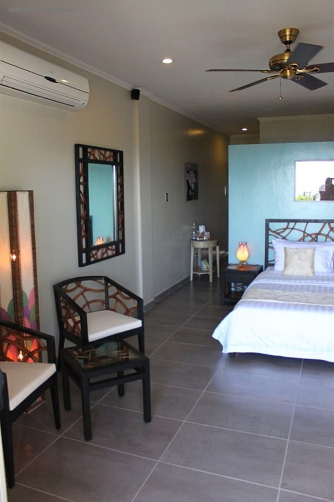 Panglao Pearl Premier White Sand Resort