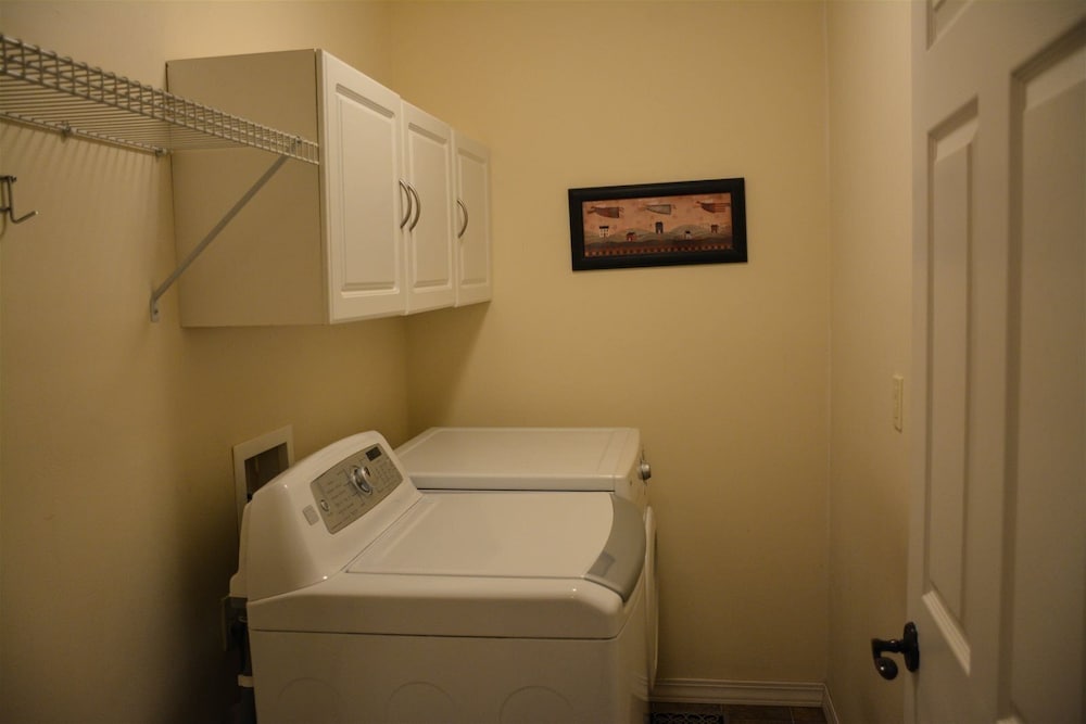 Photo 37