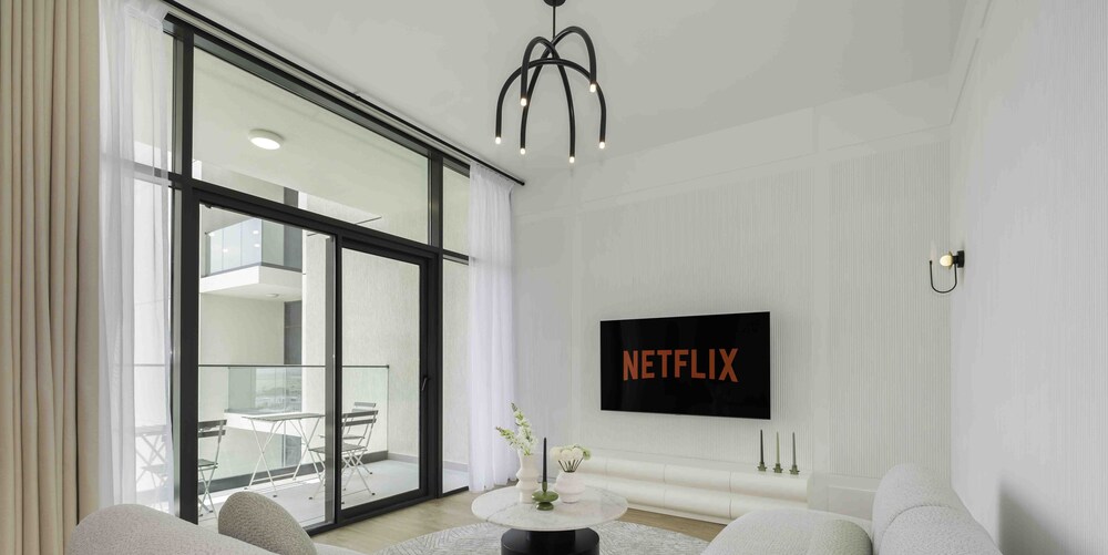 LUX The Dubai Hills Executive Suite