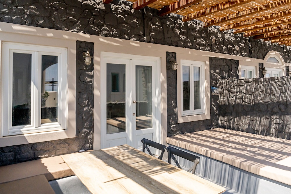 Abrazo Villas