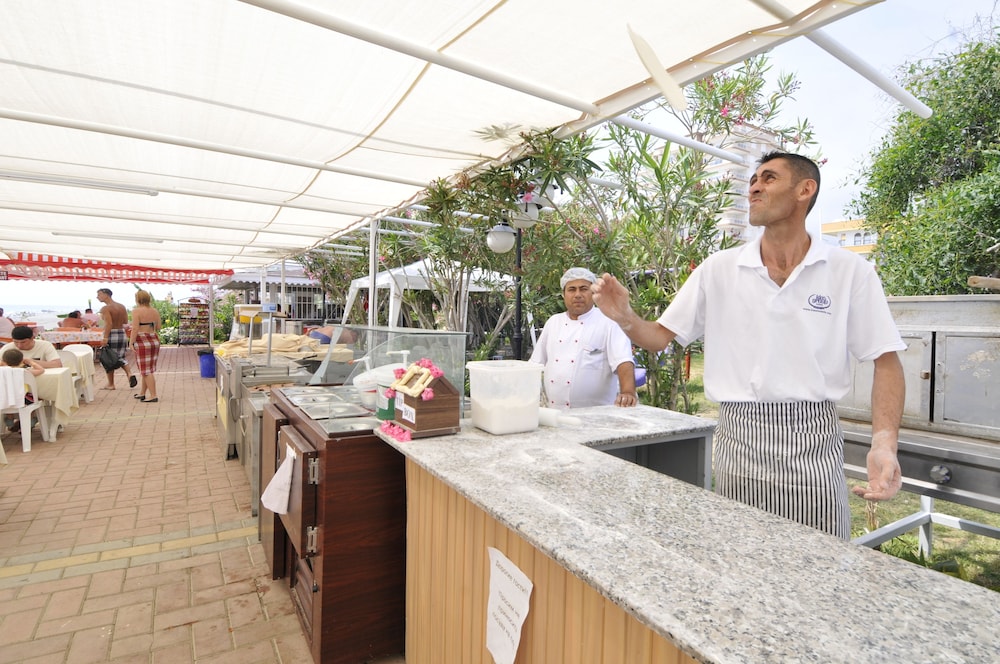 Klas Dom Hotel - All Inclusive