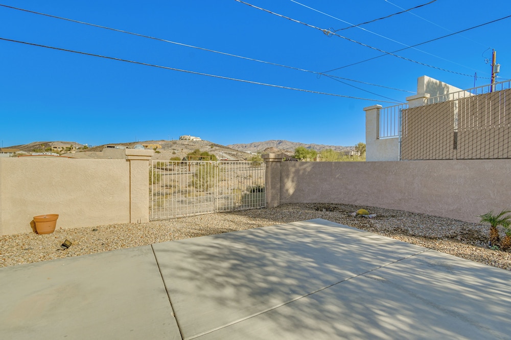 Grill, Fire Pit & Pool: Lake Havasu City Home!