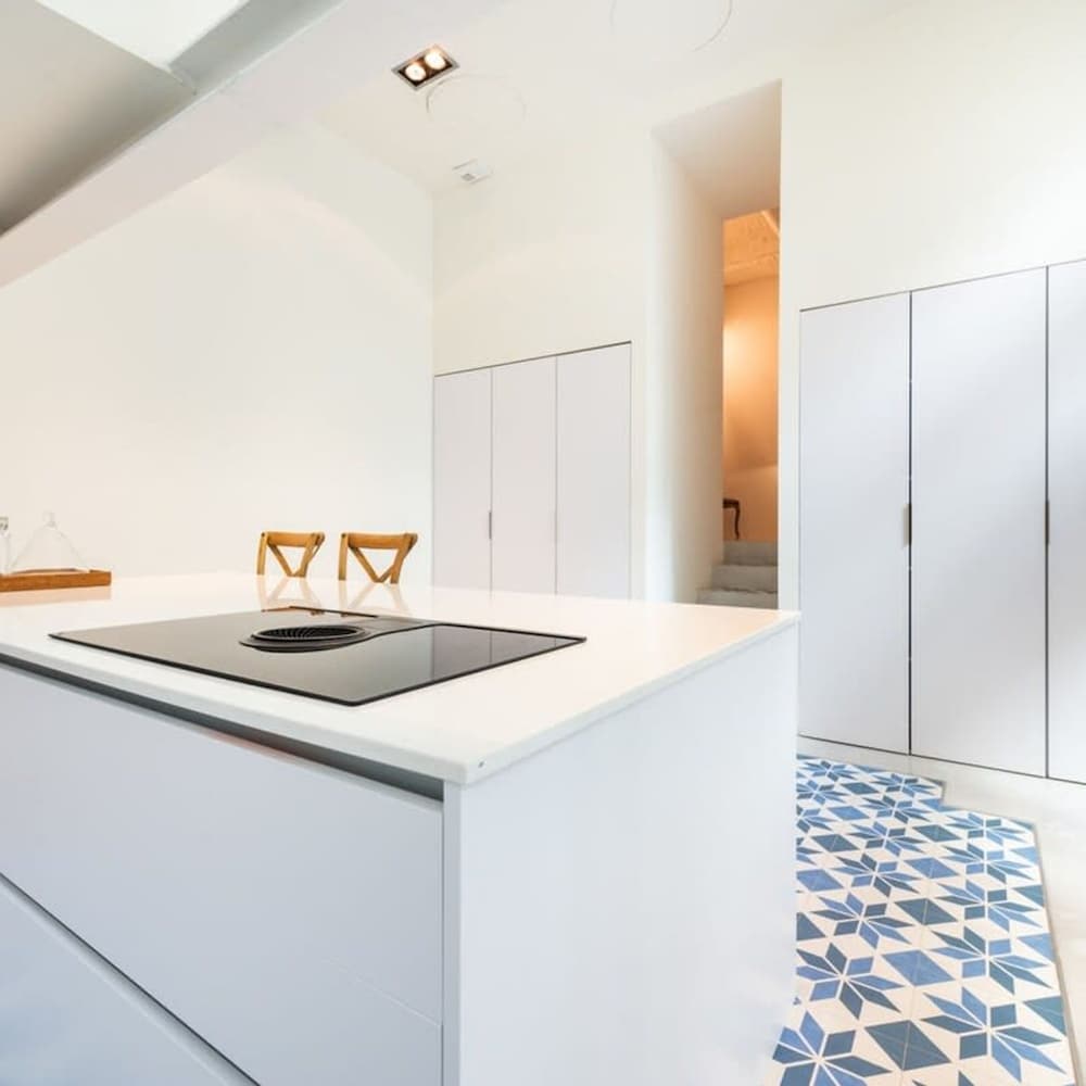 The Deauville Majestic 1 Bedroom in Chueca