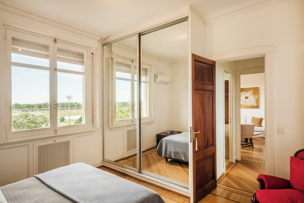 CloudBA Libertador Apartment