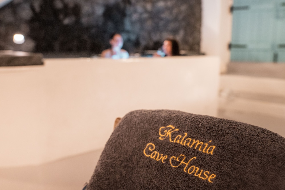 Kalamia Cave House