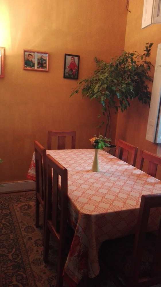 Hospedaje Almeyda B&B.