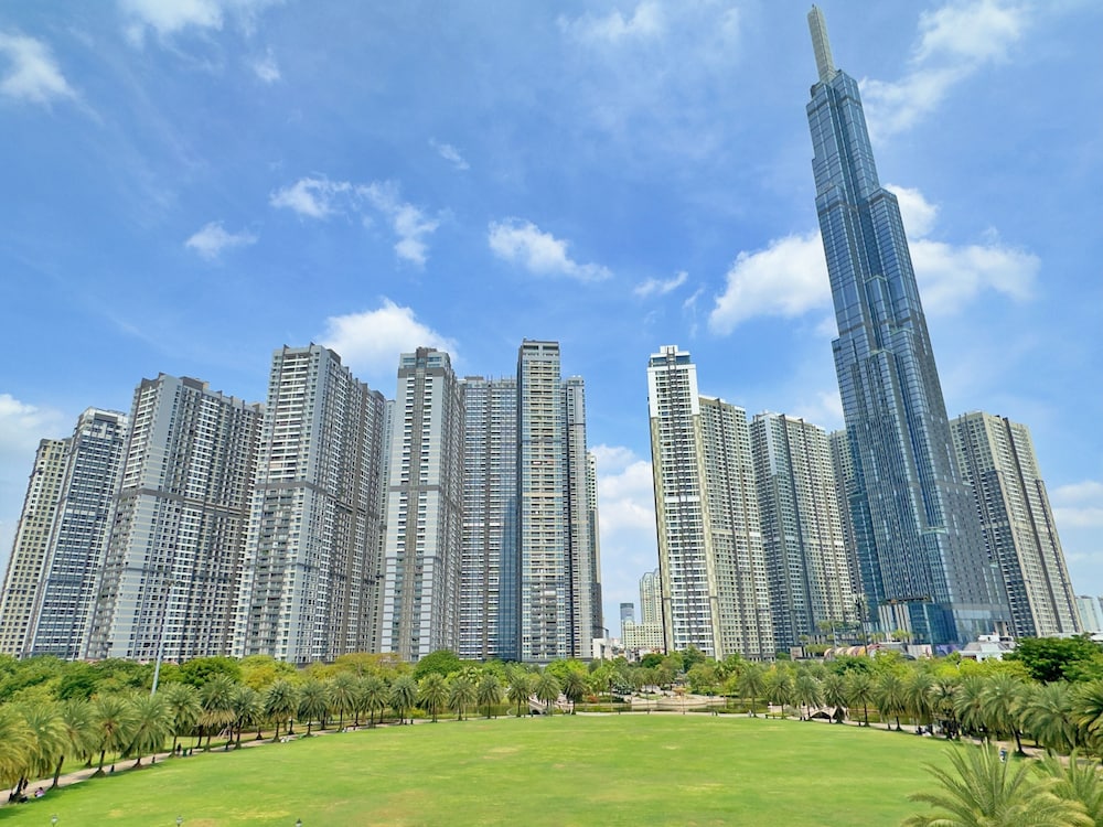 Sens House Saigon – Serviced Apartments in Vinhomes Central Park