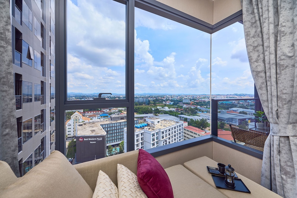 Once condo - Pattaya central location view 4