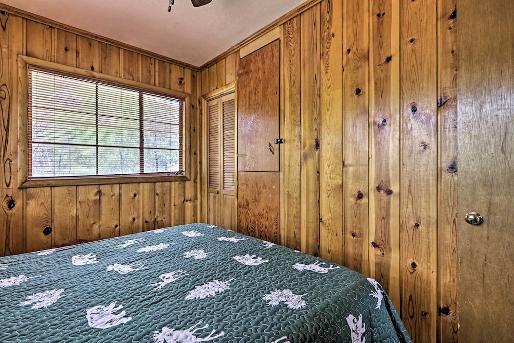 Payson Vacations - Tonto Nat'l Forest Riverside Cabin! - Property Image 4