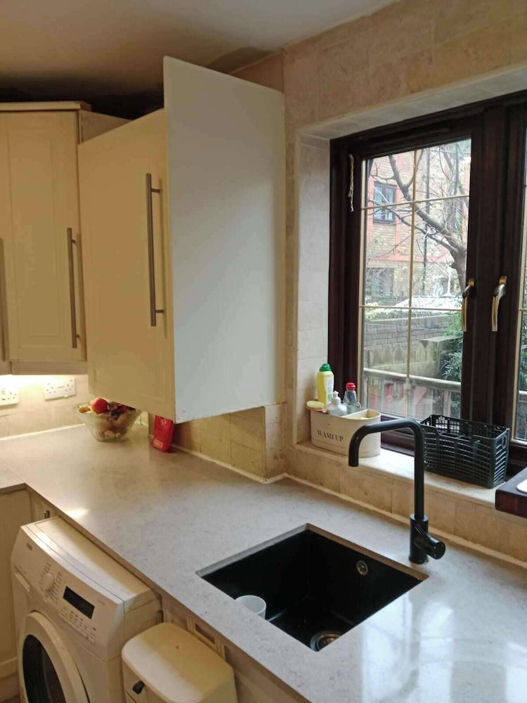 London - Waterfront House - Stay8 - Parking - Yard
