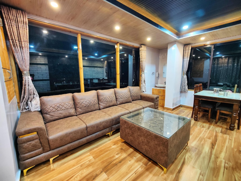 Amar Homestay - Elevate Your Travel