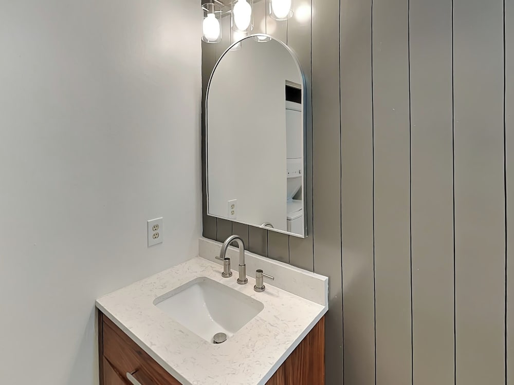 Fantasea Cove by Silver Sands Vacation Rentals