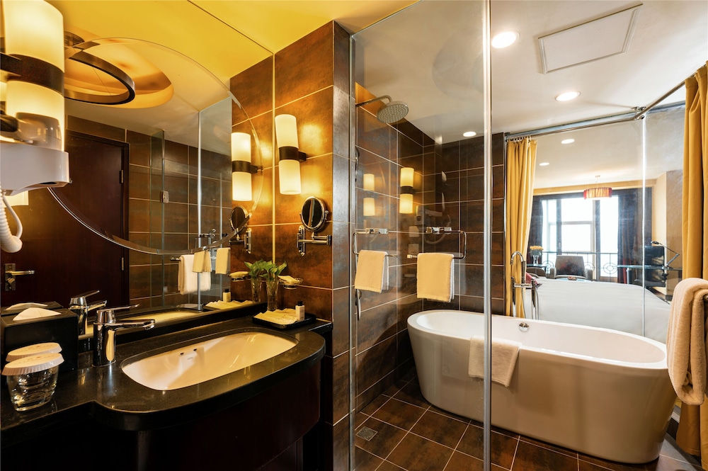 Yun-Zen Jinling World Trade Plaza Hotel