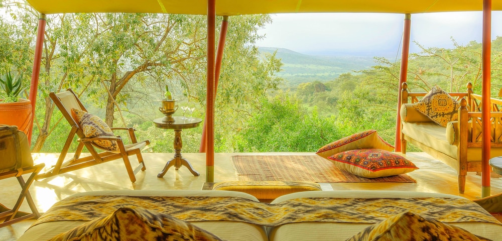 Entumoto Safari Camp
