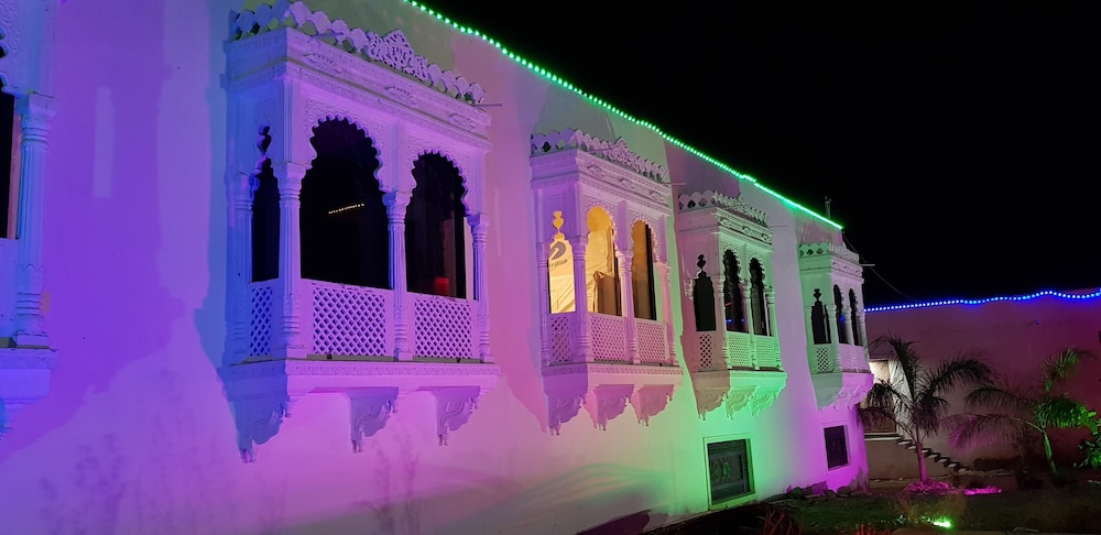 Vijayam Resort