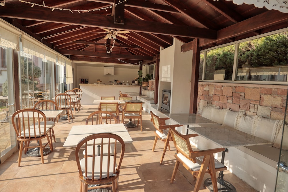 Vrodi By House - Image 8