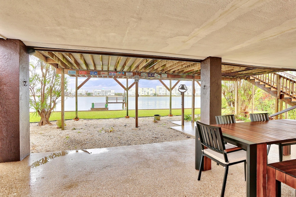Paradise Along Boca Ciega Bay