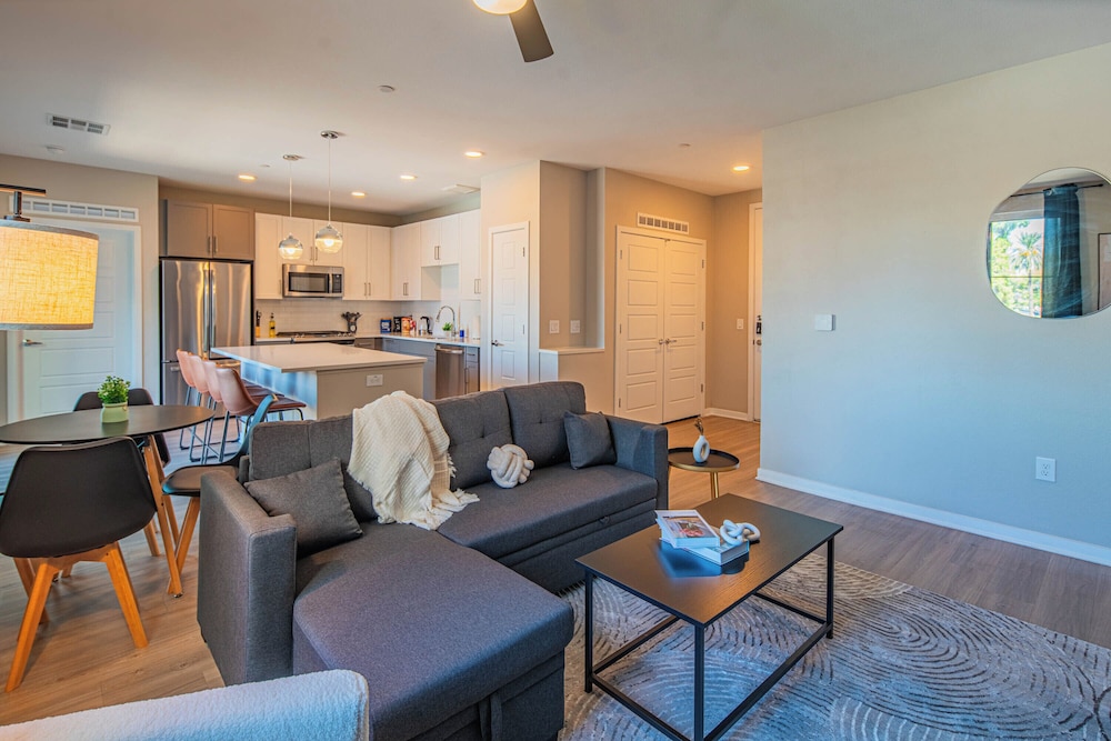 ROVE LIVING/KL - Alta North Central
