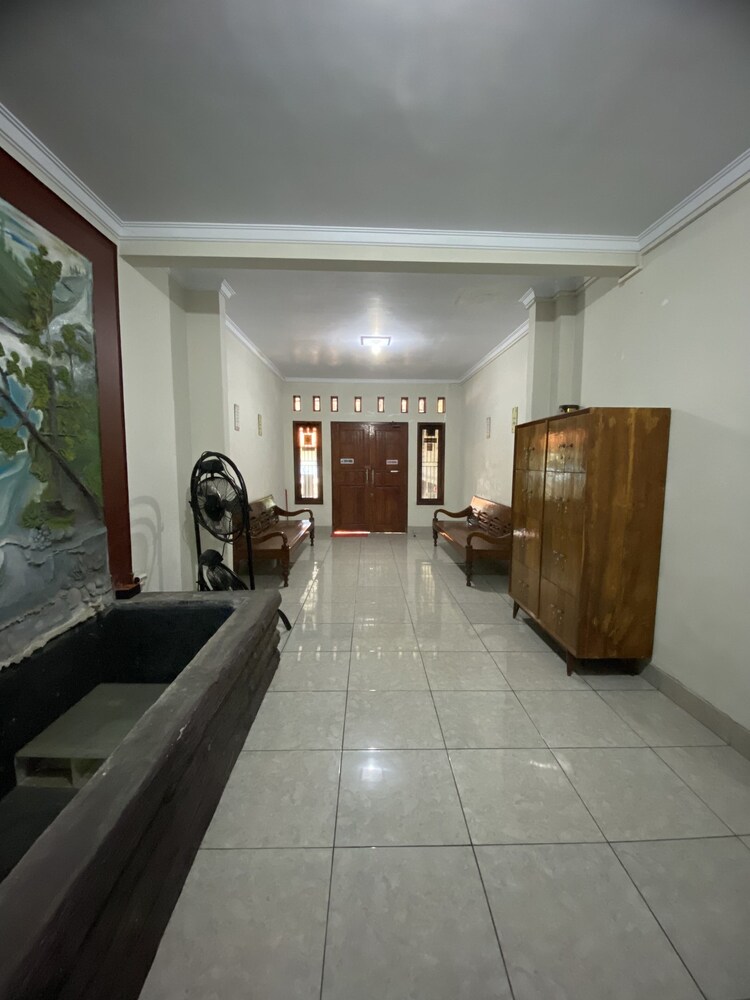 IB Homestay Syariah by EcommerceLoka, Tegal - 11