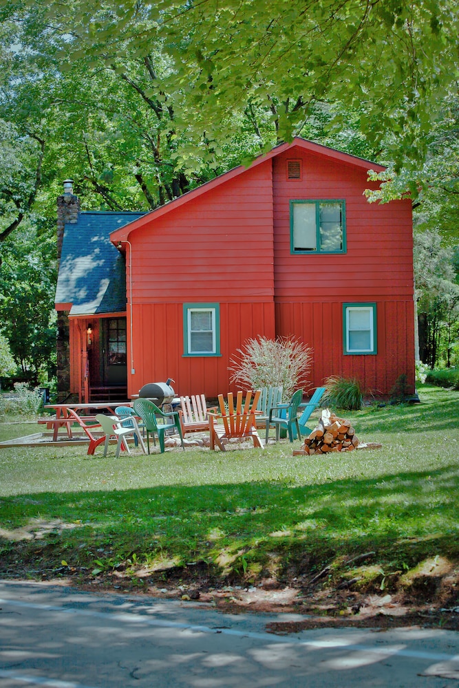 Birchcliff Resort