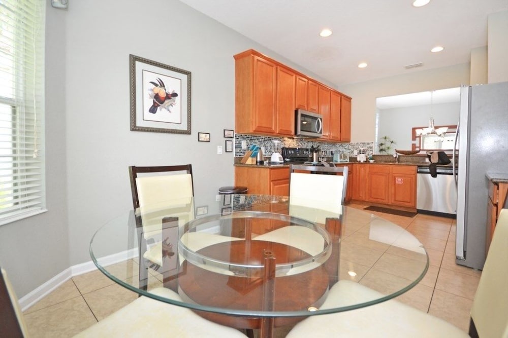 Ohana Haven 5 Bedroom Home